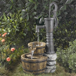Old Fashioned Whiskey Barrel Garden Fountain - Cascading